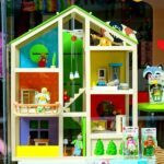 How to repurpose a dollhouse